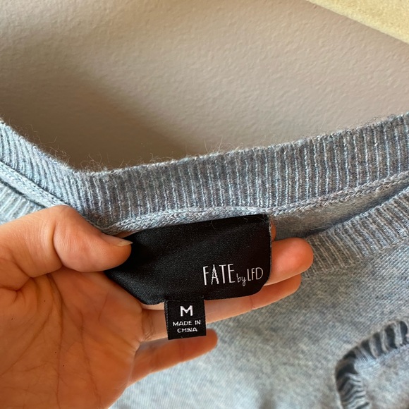 FATE by LFD cashmere sweater long sleeve - Picture 3 of 3